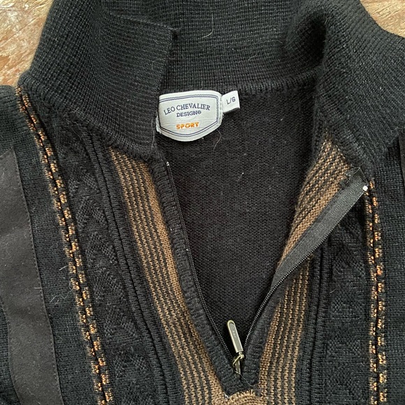 Cute comfortable sweater - Picture 2 of 4